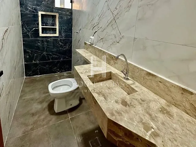 Casa com 125m² 3 quartos e 2 banheiros, à venda, no bairro Residencial Solar Bougainville em Goiânia