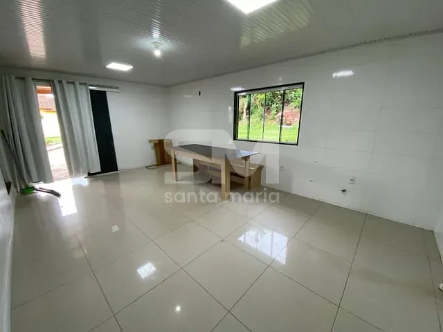 Casa 3 quartos e 1 banheiro, para alugar, no bairro Esplanada em Chapecó