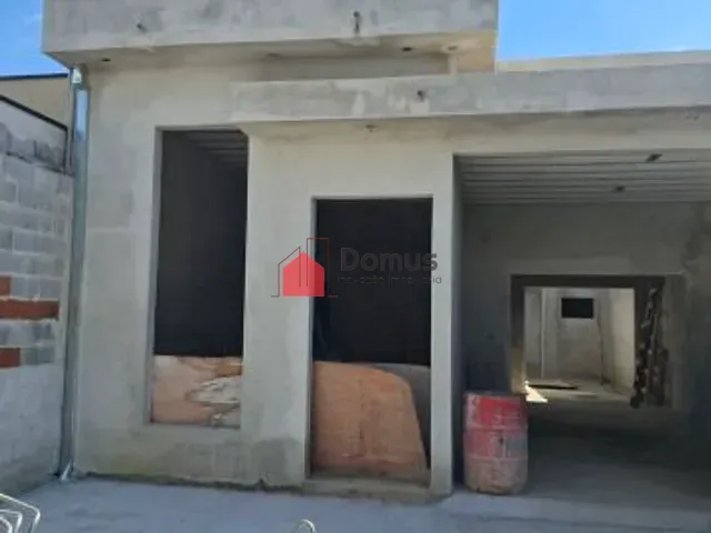 Casa com 176m² 3 quartos e 1 banheiro, à venda, no bairro Loteamento Santa Clara em Pindamonhangaba