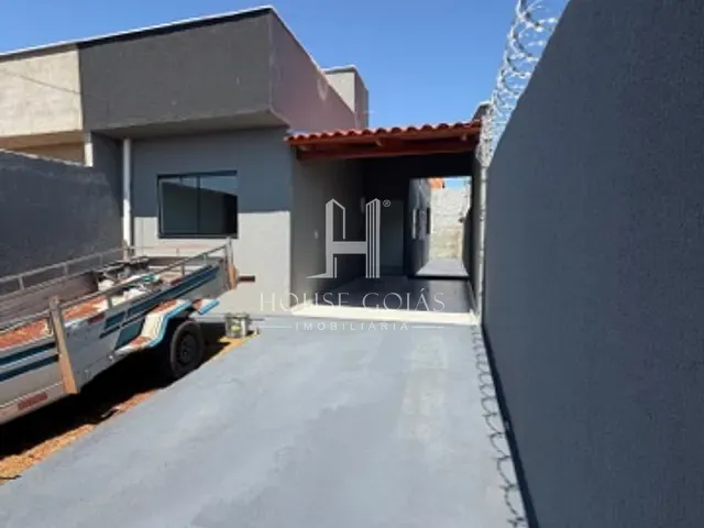 Casa 2 quartos e 1 banheiro, à venda, no bairro Vila Adílair em Goianira