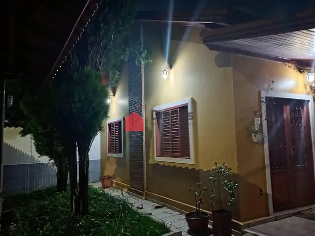 Casa com 300m² 4 quartos e 3 banheiros, à venda ou para alugar, no bairro Residencial Campo Belo em Pindamonhangaba