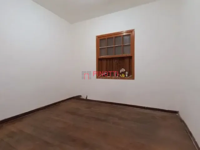 Casa 2 quartos e 1 banheiro, à venda ou para alugar, no bairro Santa Terezinha em São Bernardo do Campo