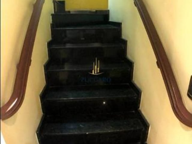 Casa com 250m² 3 quartos e 3 banheiros, à venda, no bairro Jardim Bandeirantes em Guarulhos