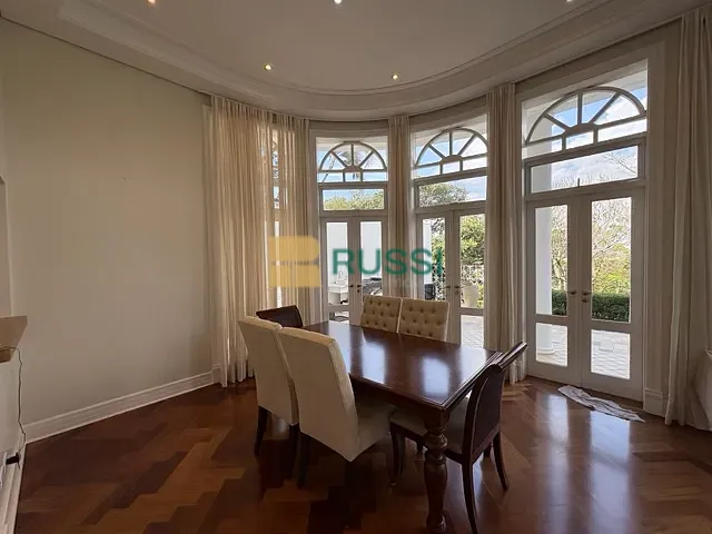 Casa 4 quartos e 3 banheiros, à venda, no bairro Urbanova em São José dos Campos