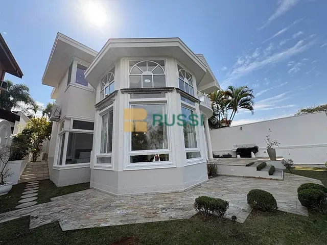 Casa 4 quartos e 3 banheiros, à venda, no bairro Urbanova em São José dos Campos