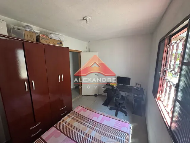 Casa com 143m² 2 quartos e 1 banheiro, à venda, no bairro Vila Tesouro em São José dos Campos