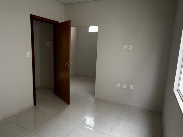 Casa com 200m² 3 quartos e 3 banheiros, à venda ou para alugar, no bairro Colina Verde em Teixeira de Freitas