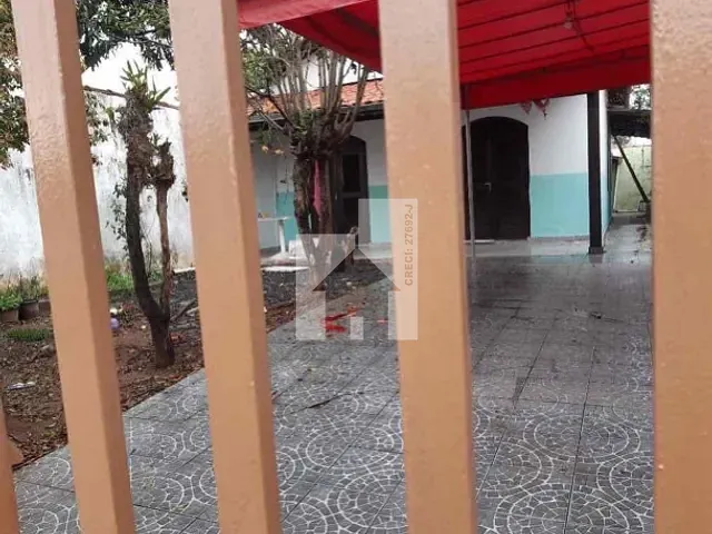 Casa com 195m² 2 quartos e 1 banheiro, à venda, no bairro Tulipas em Jundiaí