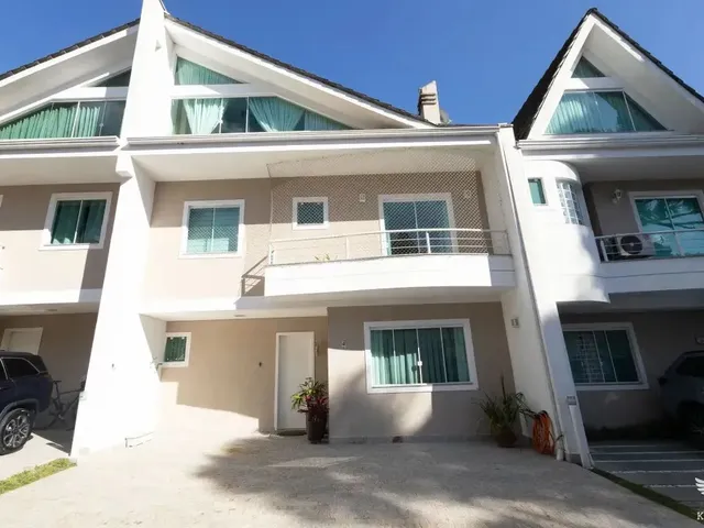 Casa com 128m² 3 quartos e 3 banheiros, à venda, no bairro Santa Felicidade em Curitiba