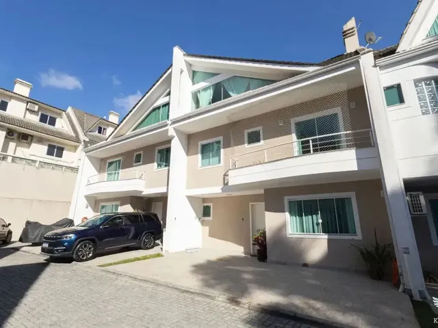 Casa com 128m² 3 quartos e 3 banheiros, à venda, no bairro Santa Felicidade em Curitiba