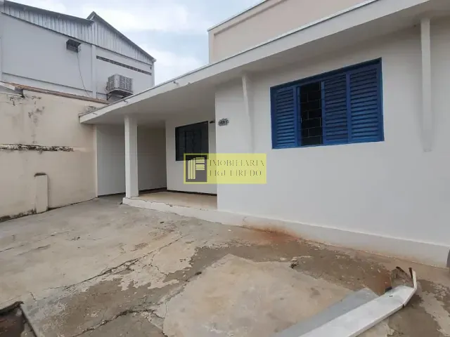 Casa com 70m² 2 quartos e 1 banheiro, para alugar, no bairro Vila Sinibaldi em São José do Rio Preto