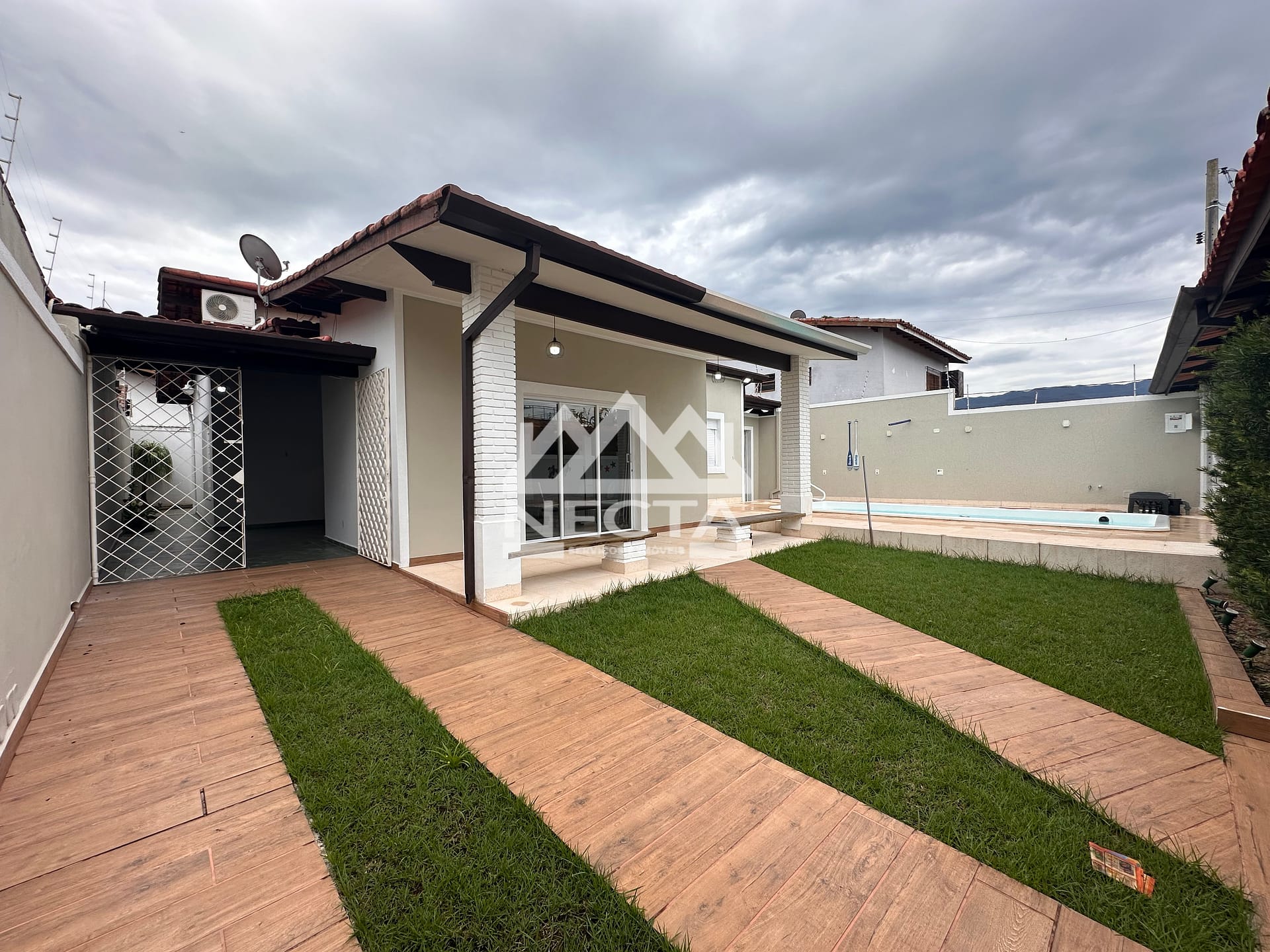 Casa, 3 quartos, 187 m² - Foto 1