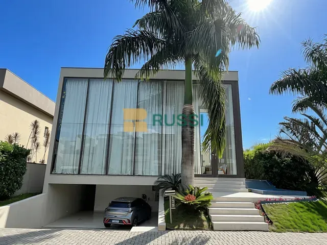 Casa com 425m² 4 quartos e 6 banheiros, à venda, no bairro Condomínio Residencial Alphaville II em São José dos Campos