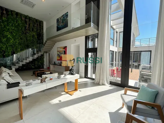 Casa com 425m² 4 quartos e 6 banheiros, à venda, no bairro Condomínio Residencial Alphaville II em São José dos Campos