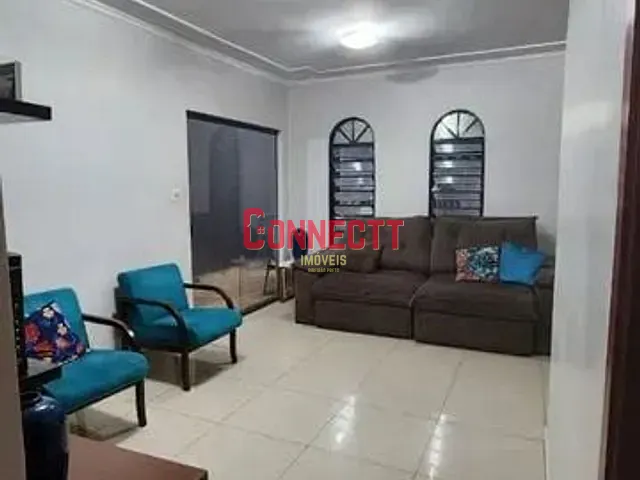 Casa com 200m² 3 quartos e 2 banheiros, à venda, no bairro Antonio Marincek em Ribeirão Preto