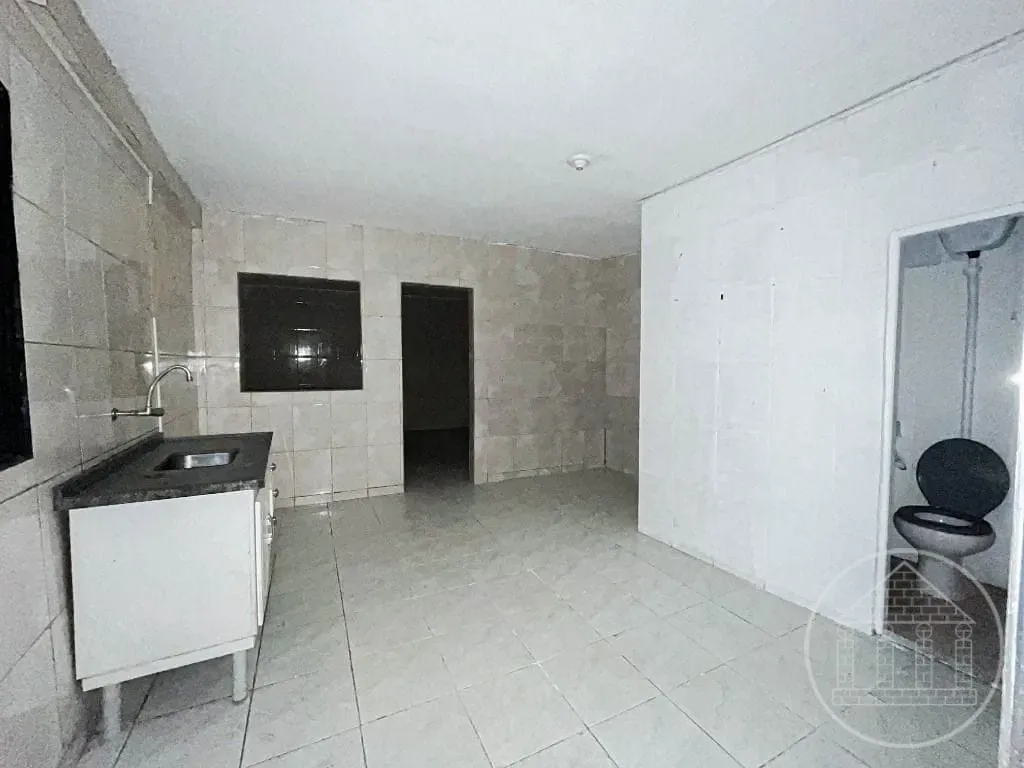 Casa, 1 quarto, 30 m² - Foto 1