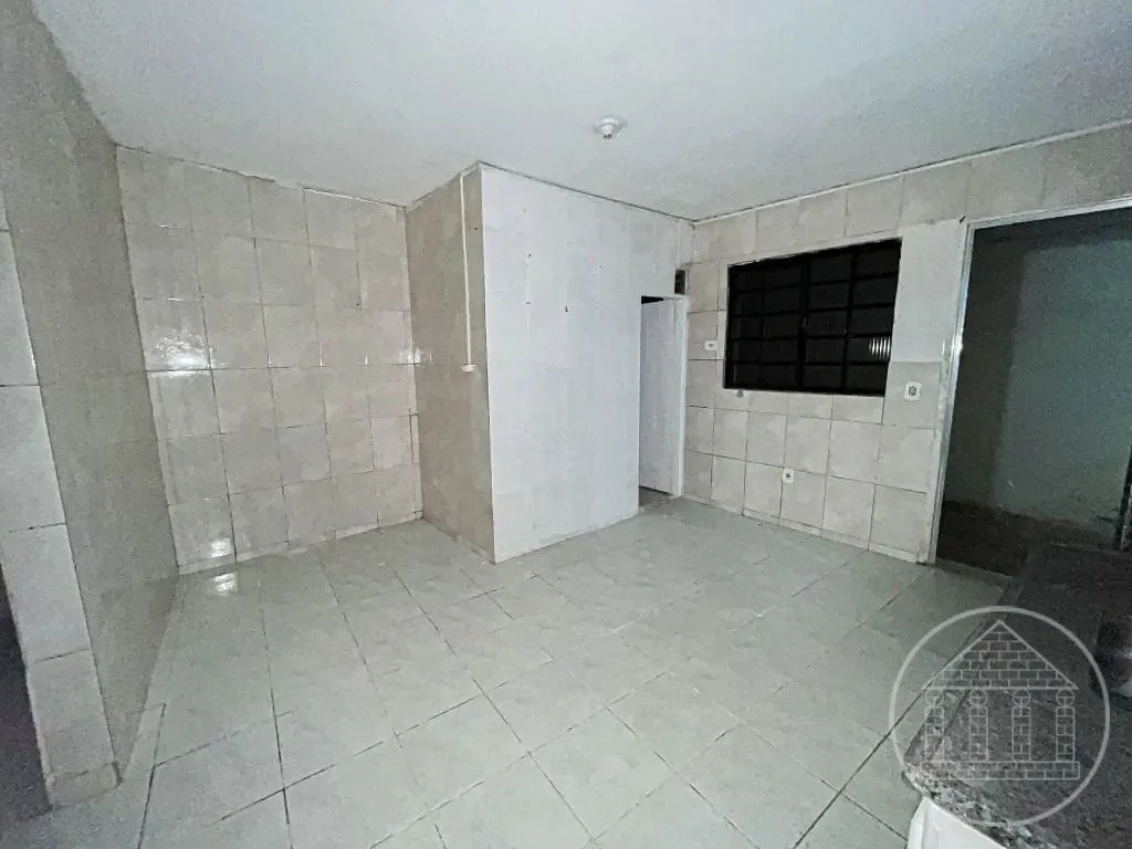 Casa, 1 quarto, 30 m² - Foto 2
