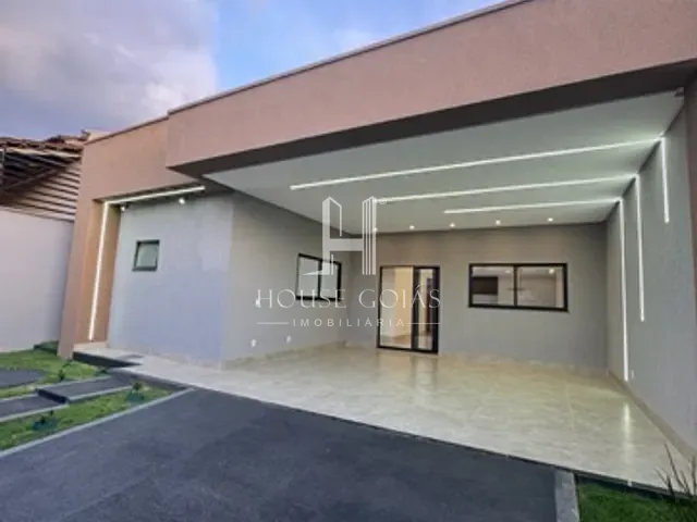 Casa com 254m² 3 quartos e 4 banheiros, à venda, no bairro Residencial Kátia em Goiânia