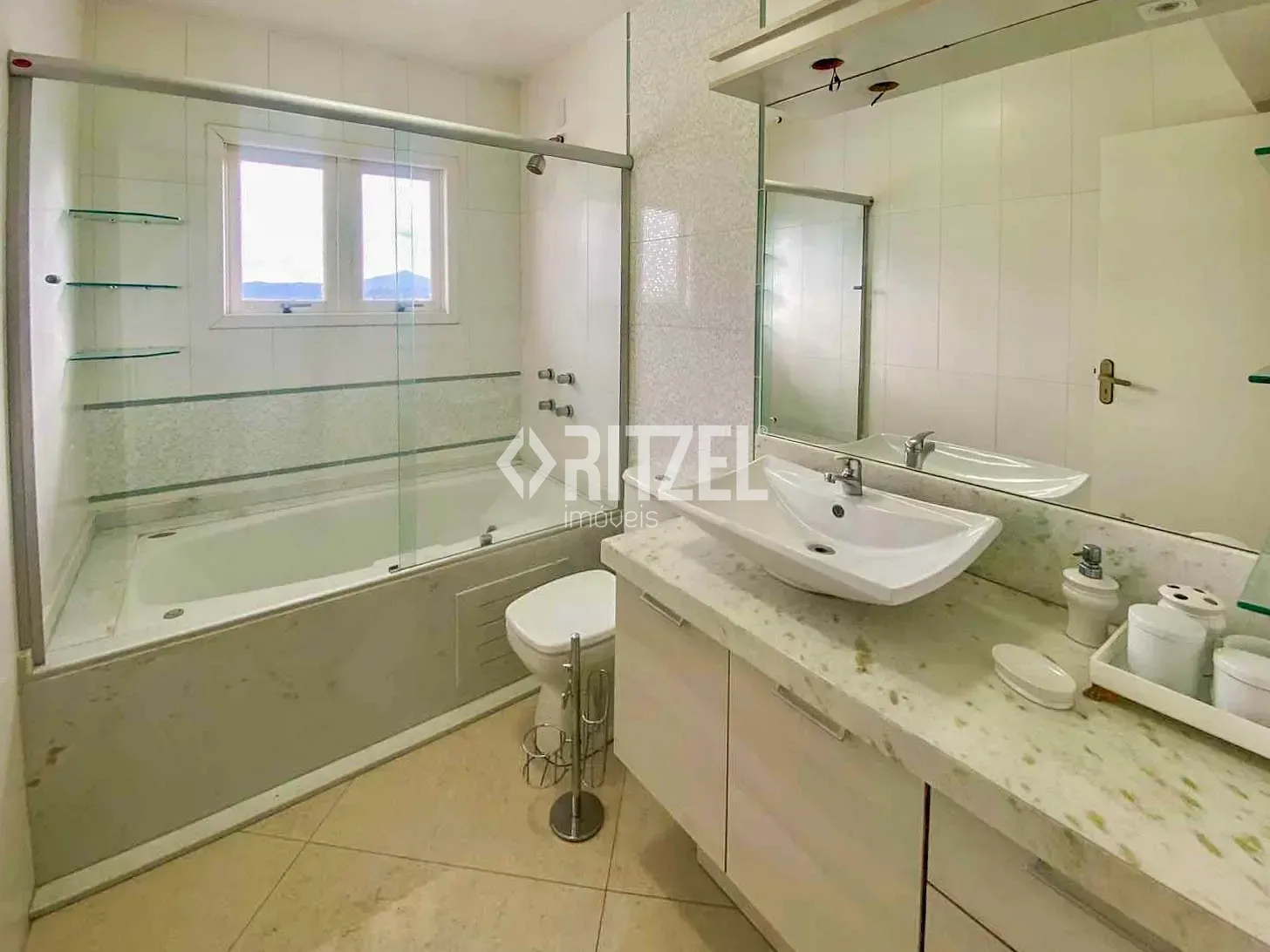Casa, 3 quartos, 230 m² - Foto 27