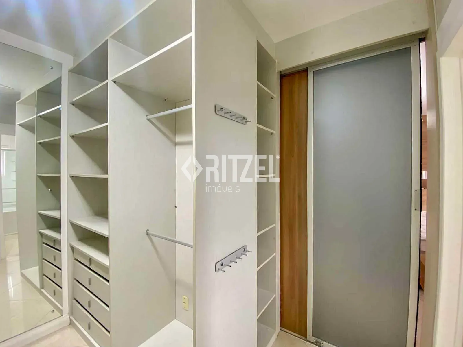 Casa, 3 quartos, 230 m² - Foto 28