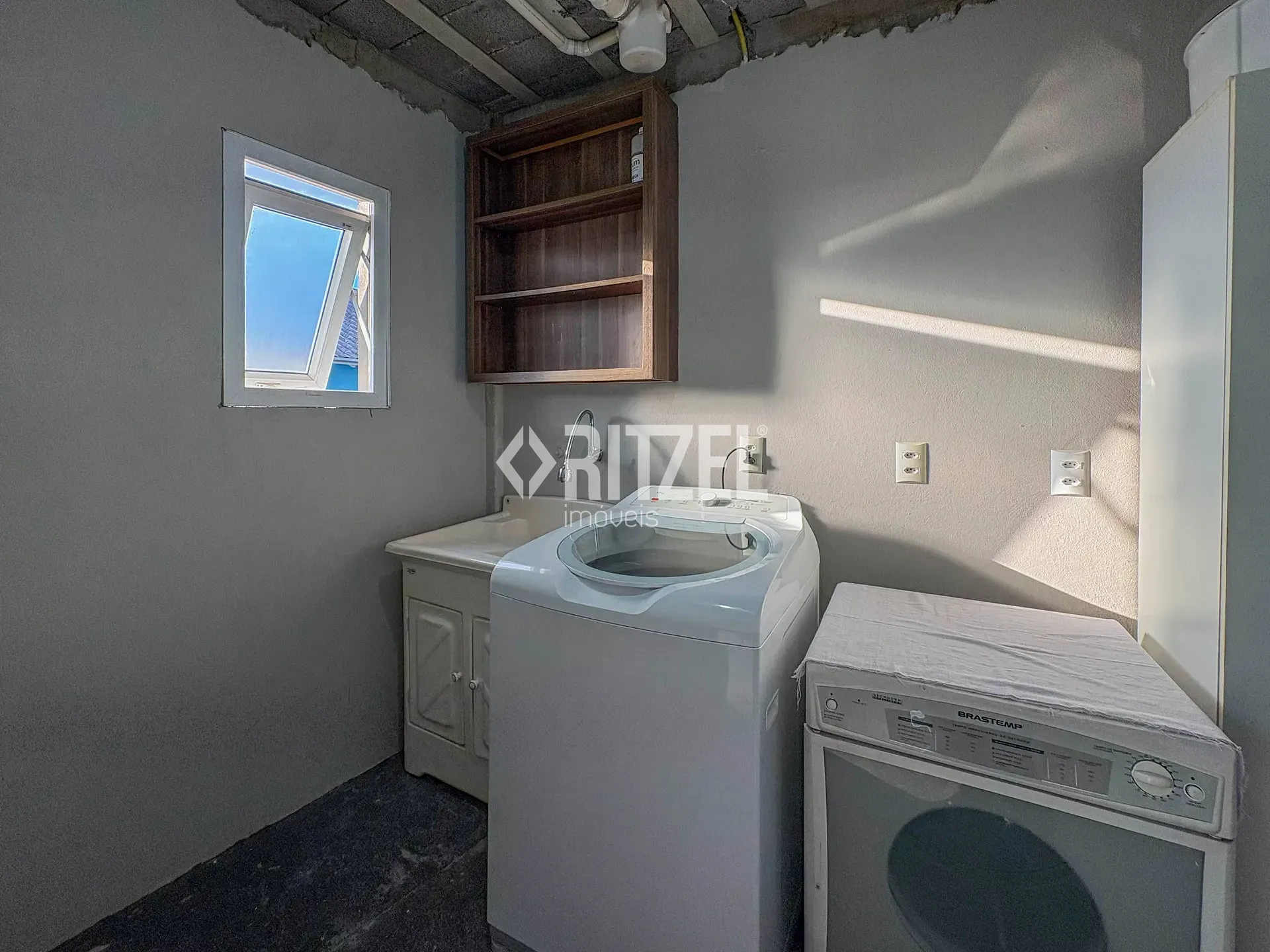 Casa, 3 quartos, 230 m² - Foto 50