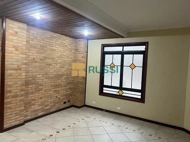 Casa com 326m² 4 quartos e 5 banheiros, para alugar, no bairro Condomínio Sunset Park em São José dos Campos