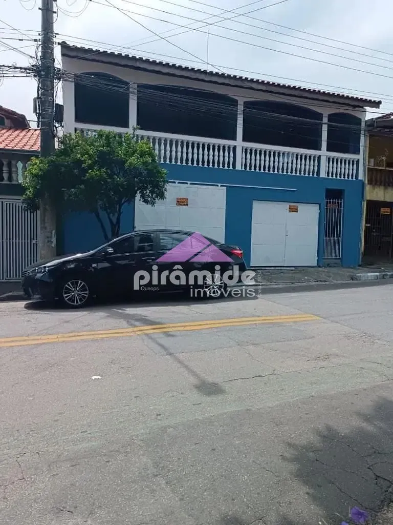 Casa, 3 quartos, 190 m² - Foto 1