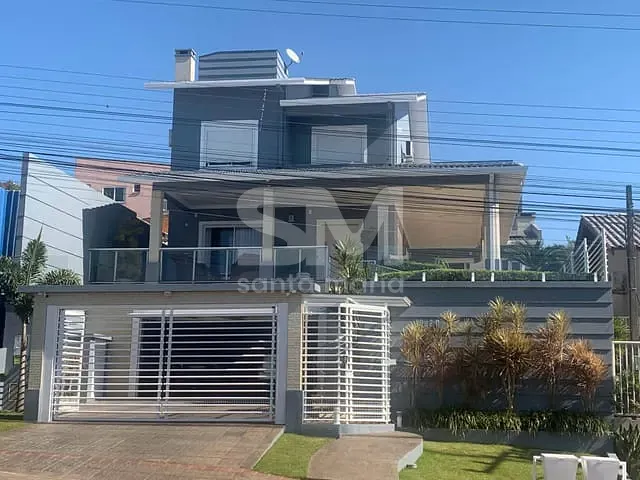 Casa 4 quartos e 5 banheiros, à venda, no bairro Universitário em Chapecó