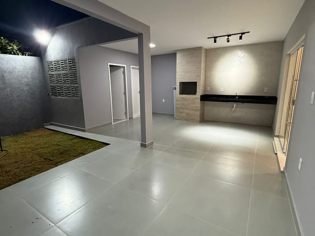 Casa com 260m² 3 quartos e 2 banheiros, à venda, no bairro Bela Vista em Teixeira de Freitas