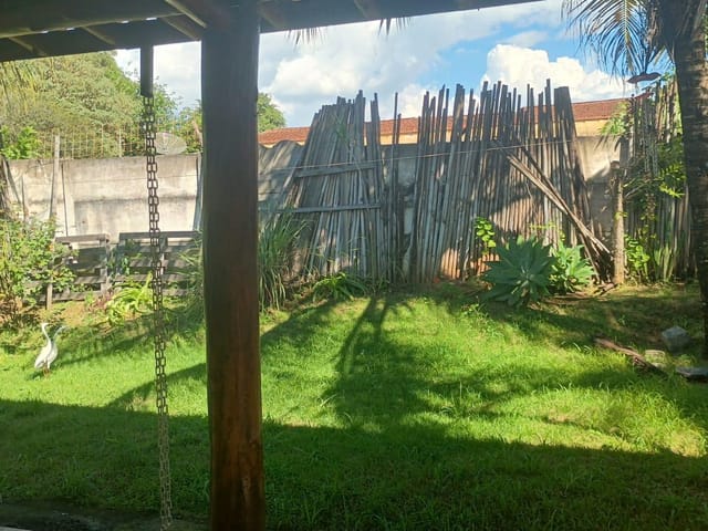 Casa com 404m² 5 quartos e 3 banheiros, à venda, no bairro Tabaú em Pindamonhangaba