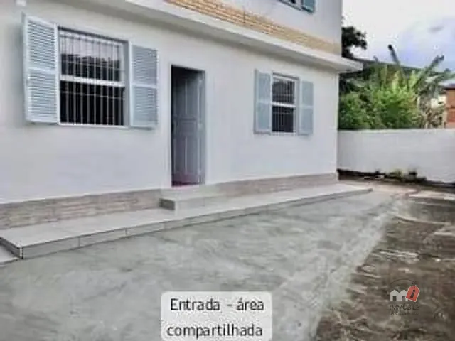Casa com 246m² 2 quartos e 2 banheiros, à venda, no bairro Castelânea em Petrópolis