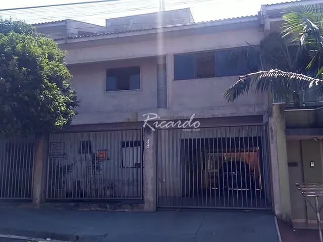 Casa com 300m² 3 quartos e 3 banheiros, à venda, no bairro Jardim Santa Alice em Arapongas