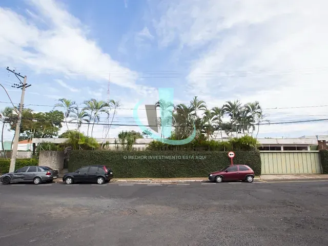 Casa com 654m² 5 quartos e 3 banheiros, à venda, no bairro JARDIM PRIMAVERA em ARARAQUARA
