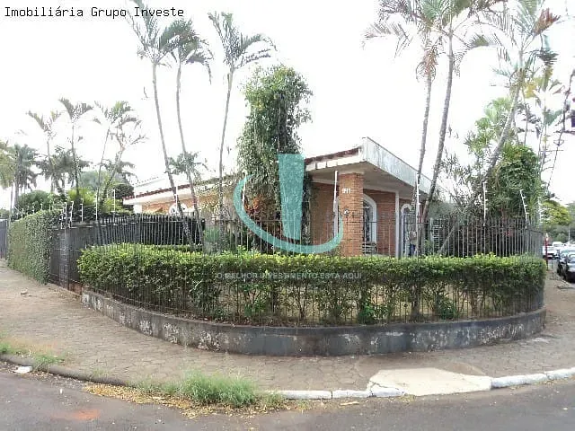 Casa com 654m² 5 quartos e 3 banheiros, à venda, no bairro JARDIM PRIMAVERA em ARARAQUARA