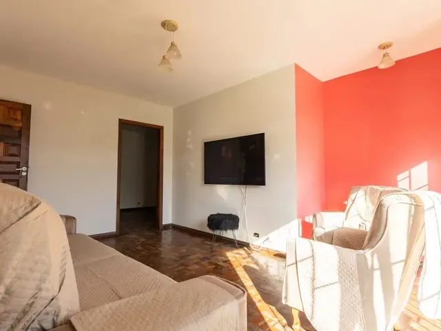 Casa com 311m² 3 quartos e 1 banheiro, à venda, no bairro São Braz em Curitiba