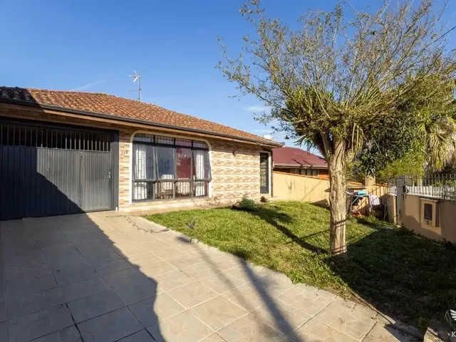 Casa com 311m² 3 quartos e 1 banheiro, à venda, no bairro São Braz em Curitiba