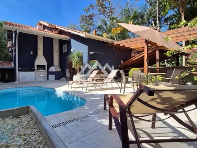 Casa com 403m² 5 quartos e 4 banheiros, à venda, no bairro Guaecá em São Sebastião