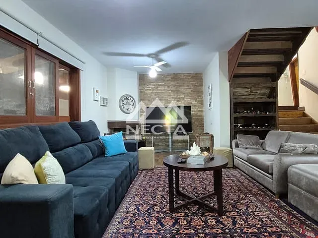 Casa com 403m² 5 quartos e 4 banheiros, à venda, no bairro Guaecá em São Sebastião