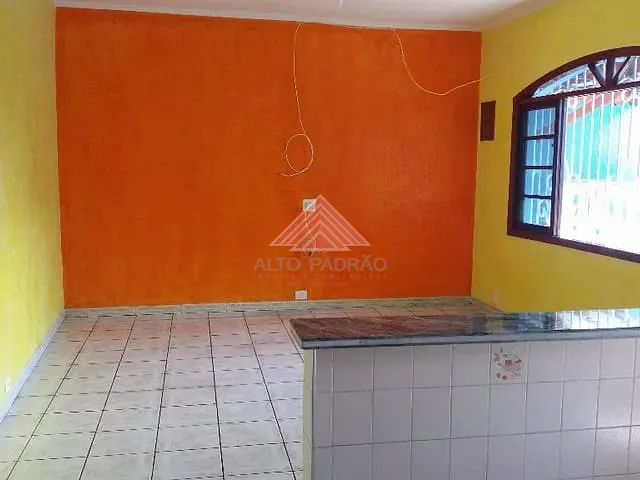 Casa com 300m² 3 quartos e 2 banheiros, à venda, no bairro Jardim Zaira em Mauá