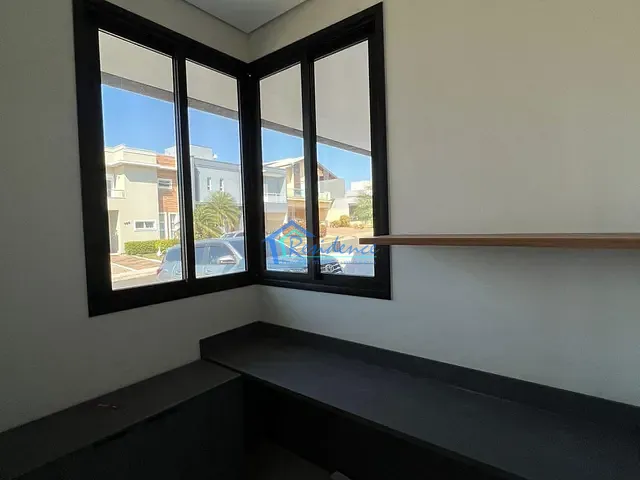 Casa com 300m² 3 quartos e 4 banheiros, à venda, no bairro Jardim Esplanada em Indaiatuba