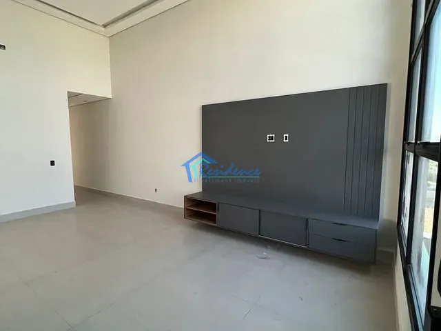 Casa com 300m² 3 quartos e 4 banheiros, à venda, no bairro Jardim Esplanada em Indaiatuba