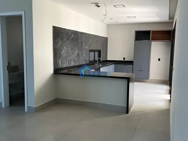 Casa com 300m² 3 quartos e 4 banheiros, à venda, no bairro Jardim Esplanada em Indaiatuba