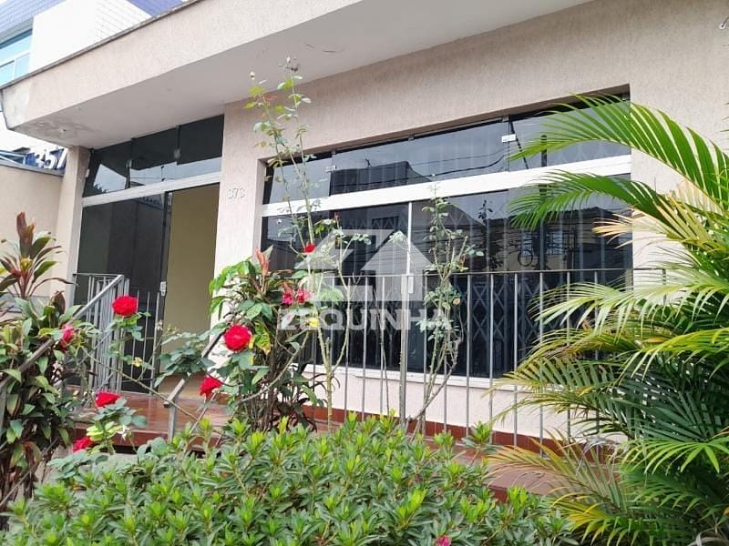 Casa, 3 quartos, 192 m² - Foto 1