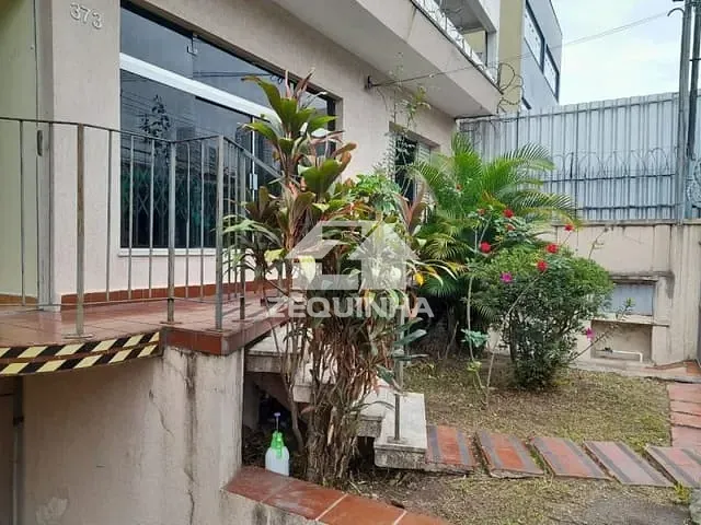 Casa com 192m² 3 quartos e 2 banheiros, para alugar, no bairro Centro em Osasco