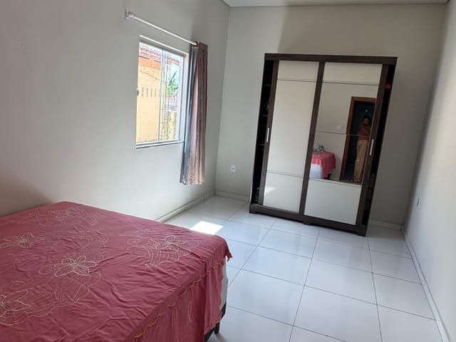 Casa com 250m² 3 quartos e 2 banheiros, à venda, no bairro Santa Rita em Teixeira de Freitas