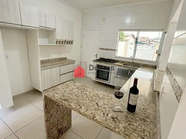 Casa com 176m² 3 quartos e 2 banheiros, à venda, no bairro Residencial e Comercial Cidade Morumbi em Pindamonhangaba