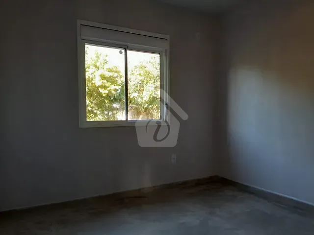 Casa 2 quartos e 1 banheiro, para alugar, no bairro Centro Administrativo em Teutônia