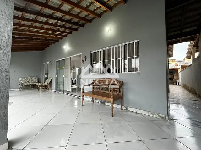 Casa com 260m² 3 quartos e 3 banheiros, à venda, no bairro Getuba em Caraguatatuba