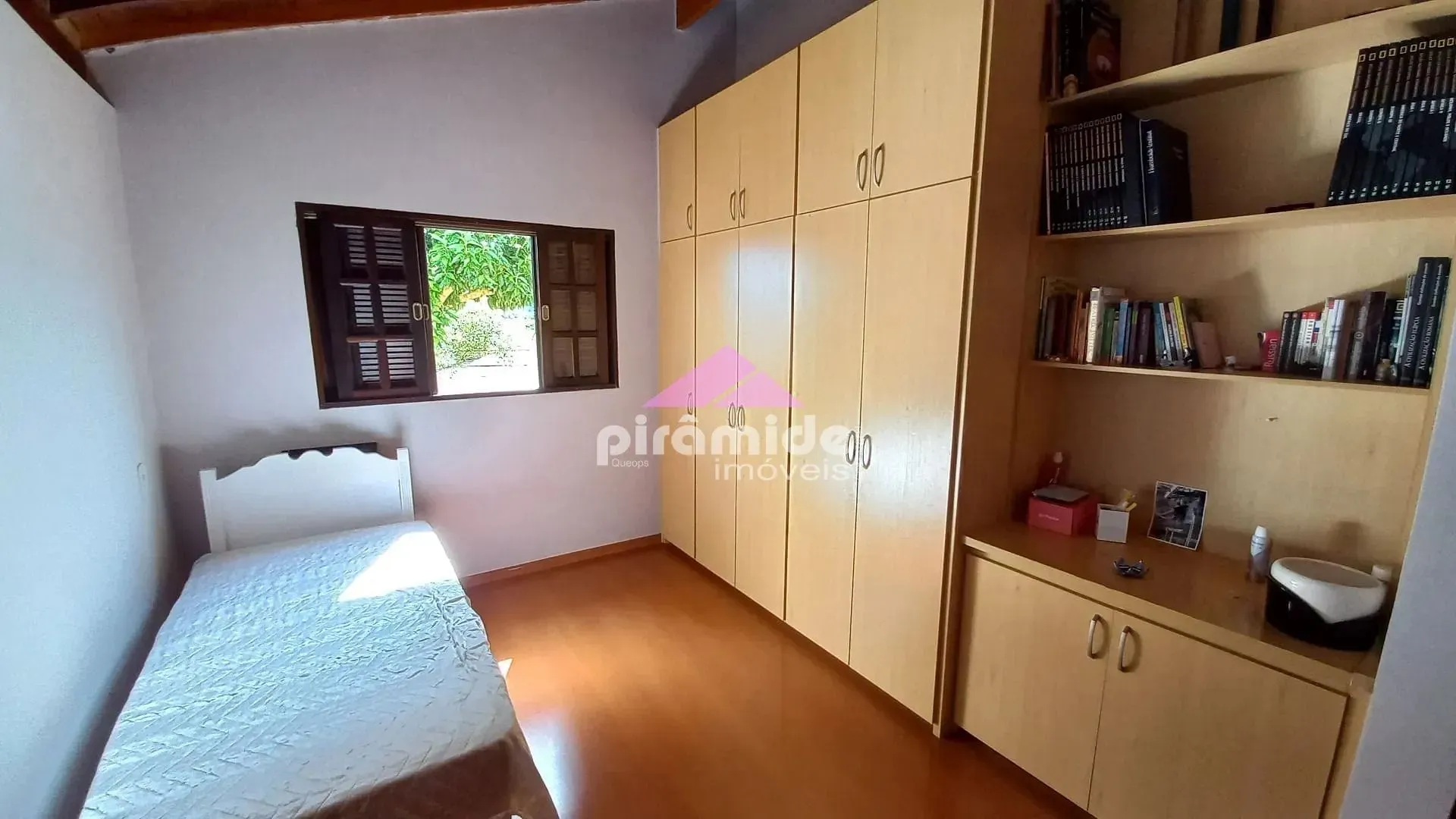 Casa, 5 quartos, 230 m² - Foto 18