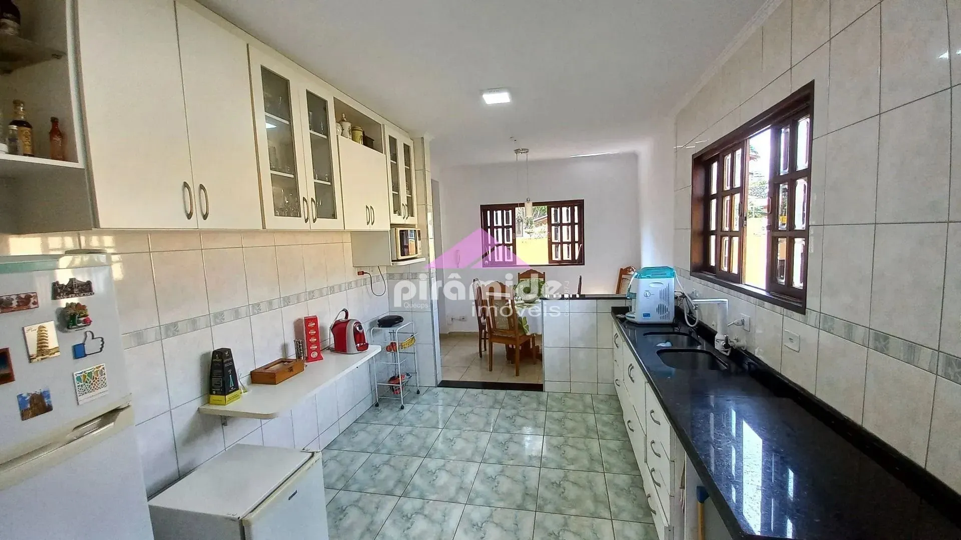 Casa, 5 quartos, 230 m² - Foto 28